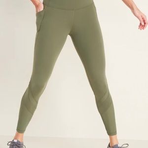 Old navy High-Waisted  Side-Pocket legging